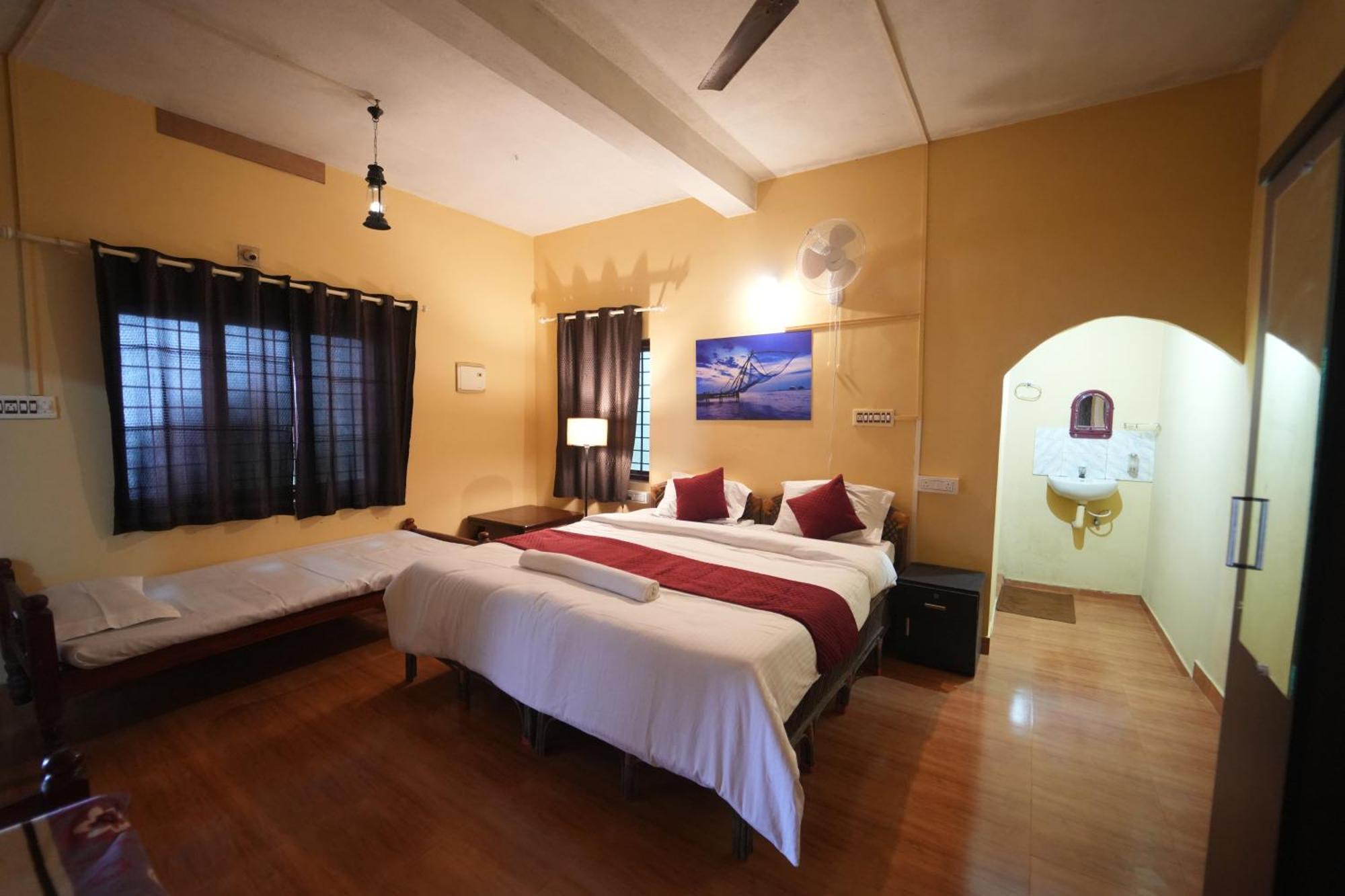 Regina Silva Camping & Nature Resort Paithalmala Buitenkant foto